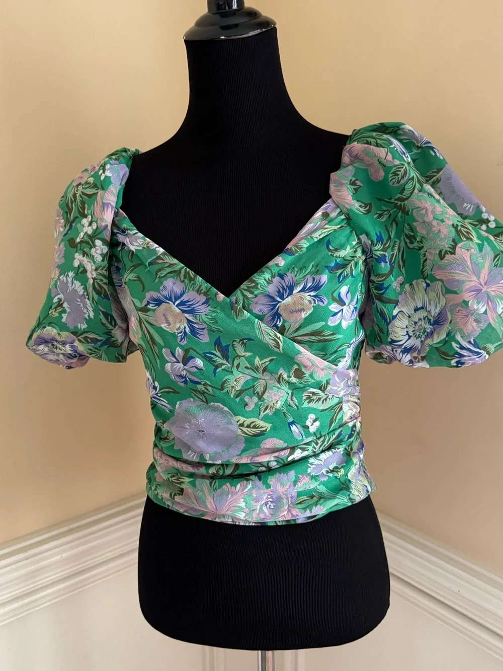 Astr Green‎ Floral Puff-Sleeve Wrap Blouse Size Small